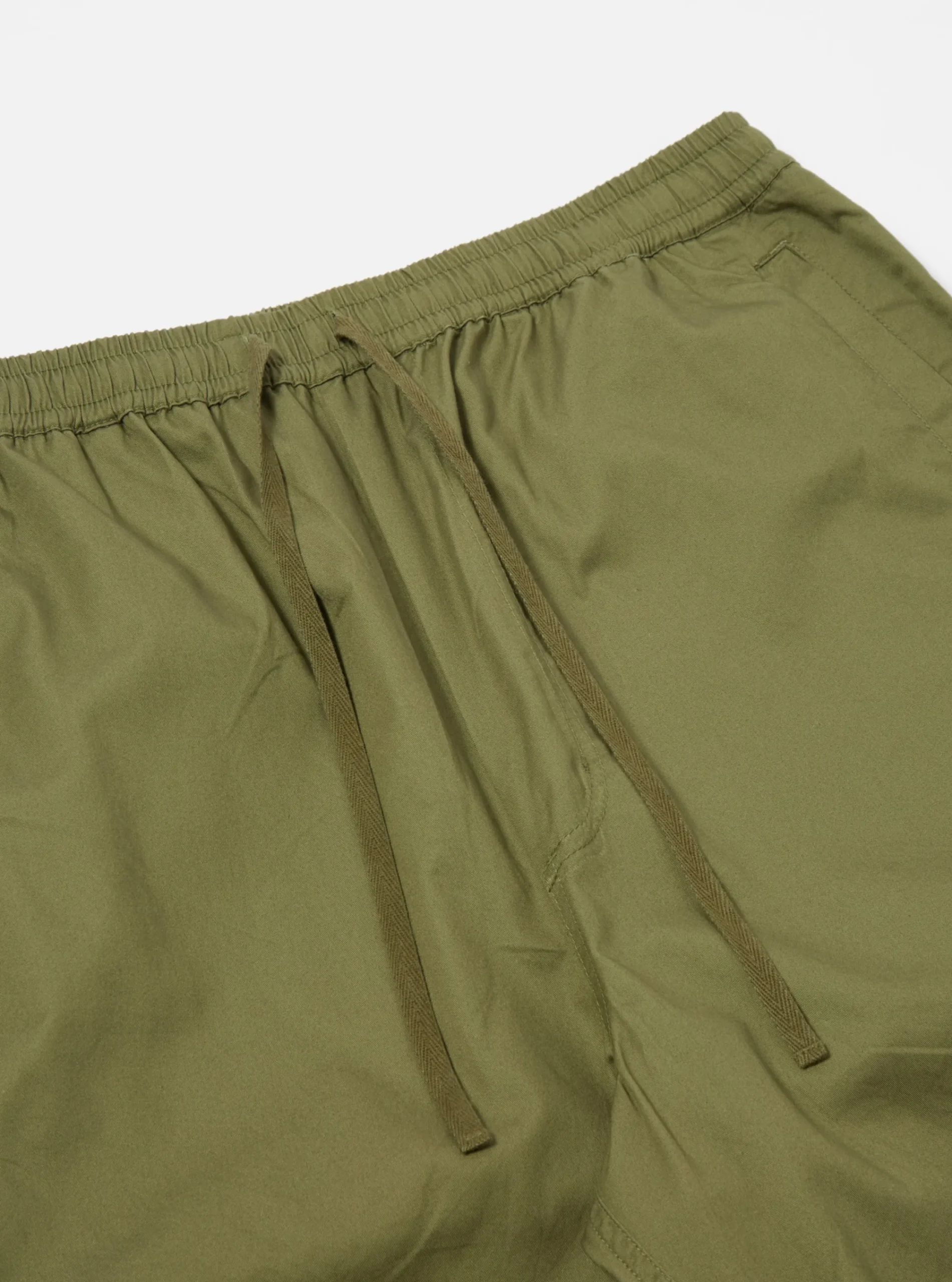 Store Parachute Pant In Olive Fine Twill Men Trousers.