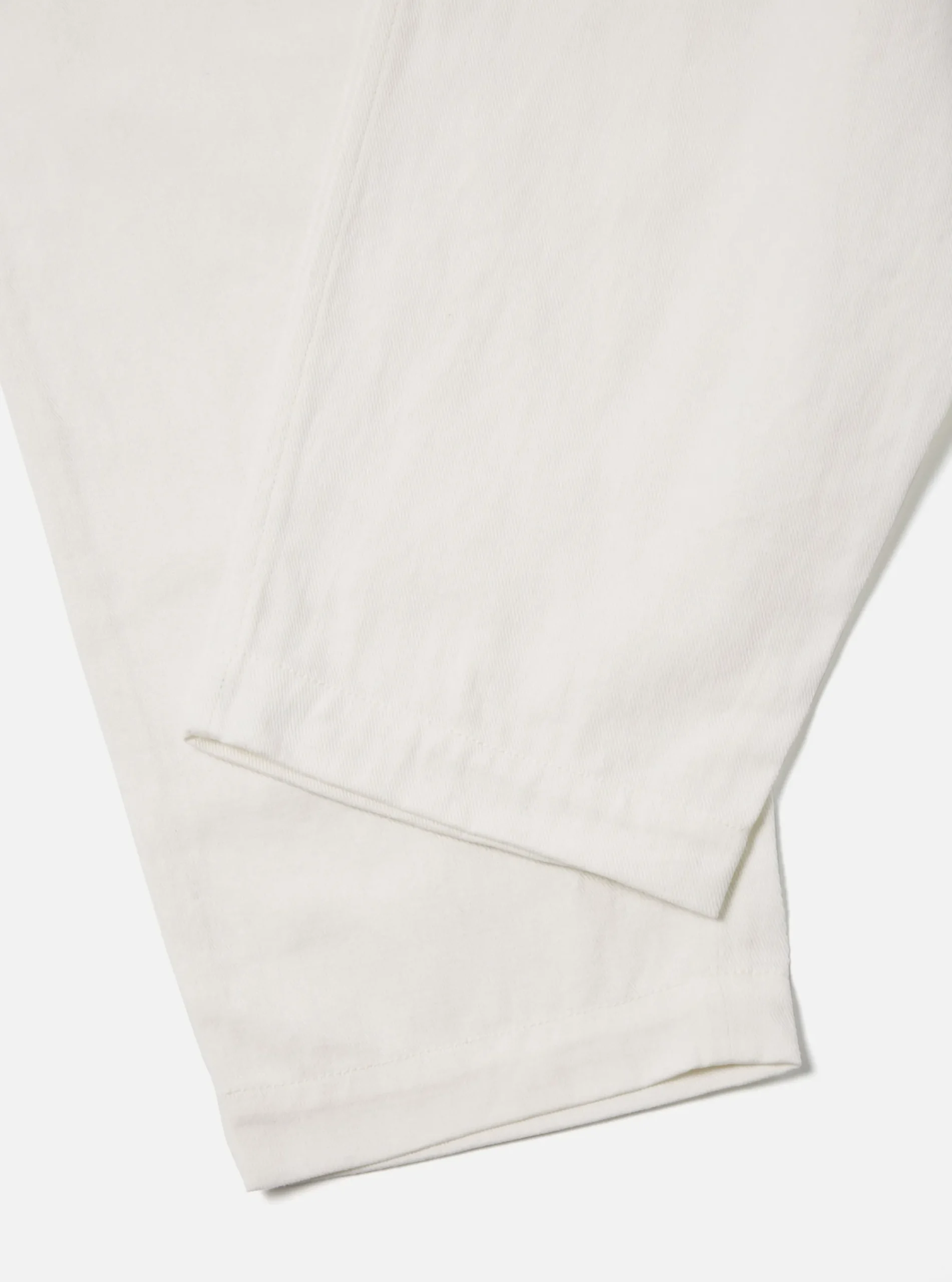 New Pleated Track Pant In White Winter Twill Men Trousers.