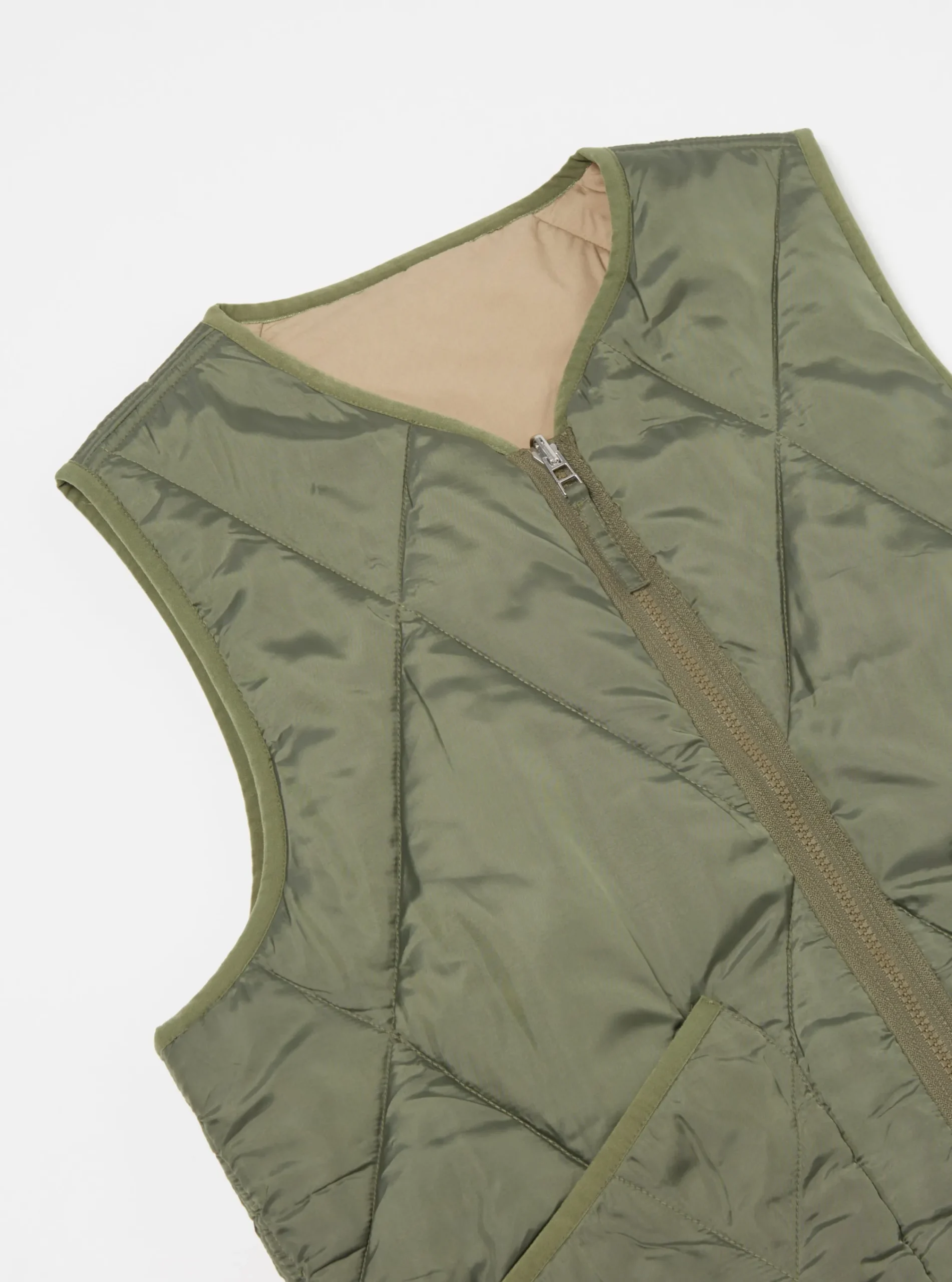 Outlet Reversible Military Liner Gilet In Olive/Sand Diamond Quilt Men Waistcoats & Gilets.