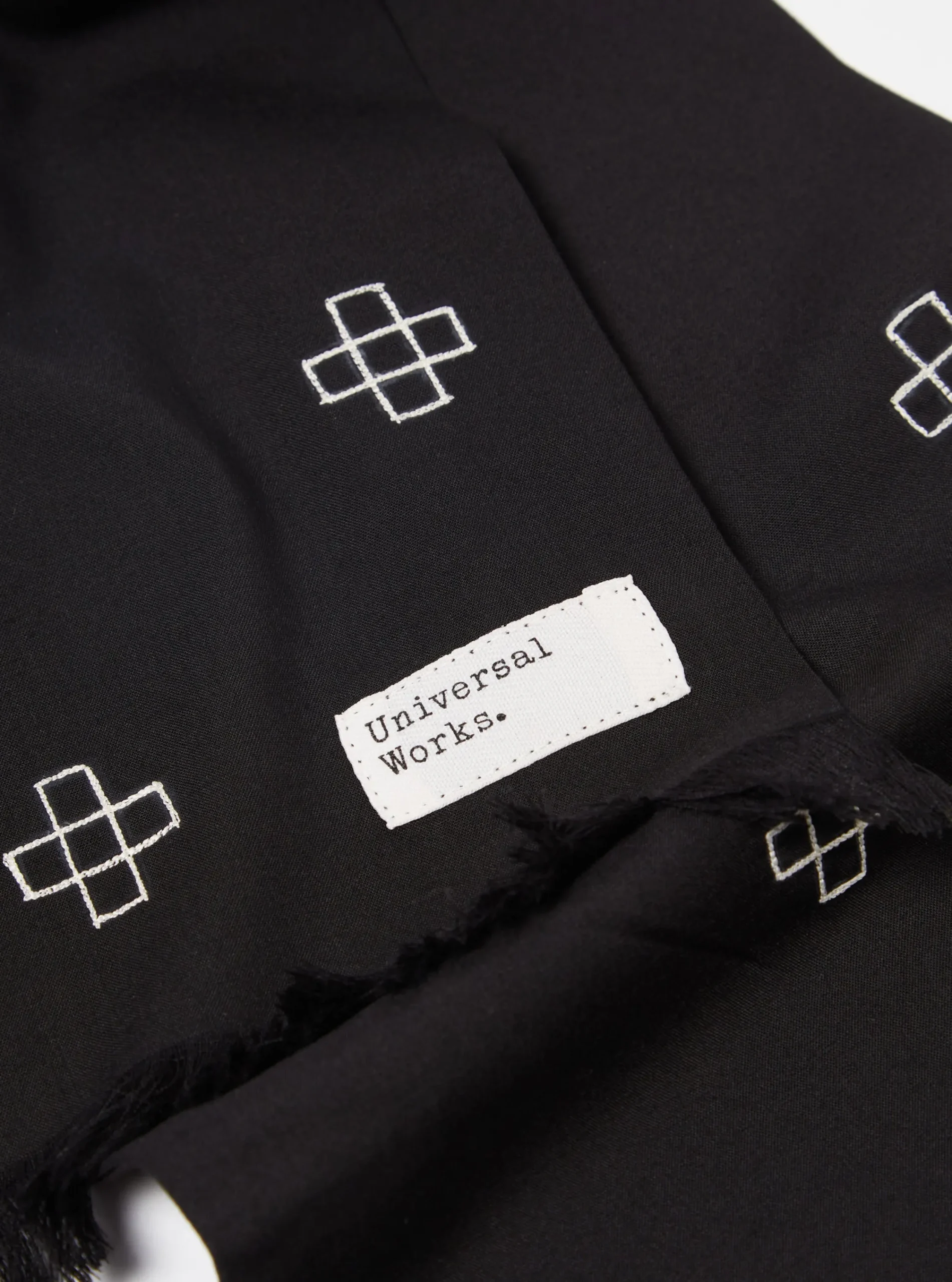 Flash Sale Short Scarf In Black Embroided Viscose Mix Men Accessories.