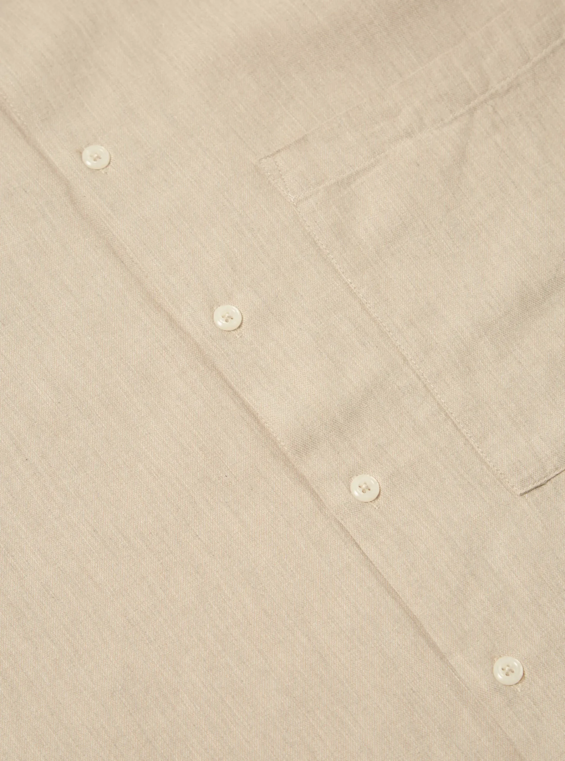 Hot Square Pocket Shirt In Sand It Brushed Twill Men Shirts.